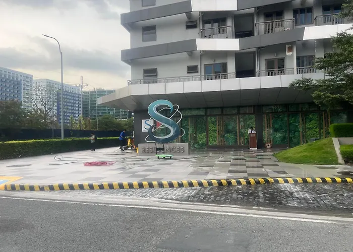 1 Bedroom Family In S Residences By Jms 4*